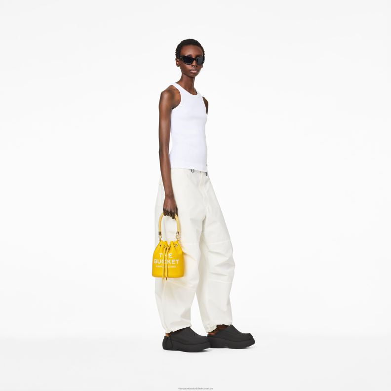 JLX82122 Marc Jacobs läderhinkväskan