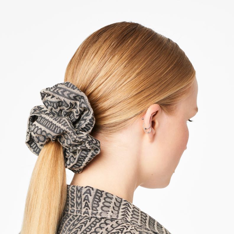 JLX82397 Marc Jacobs monogram jacquard scrunchie